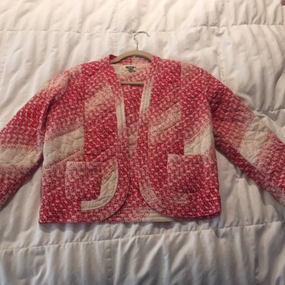 “Bridging Cosy &  Cool” per an Insta blogger on quilted jackets! Jacket UK10/US6